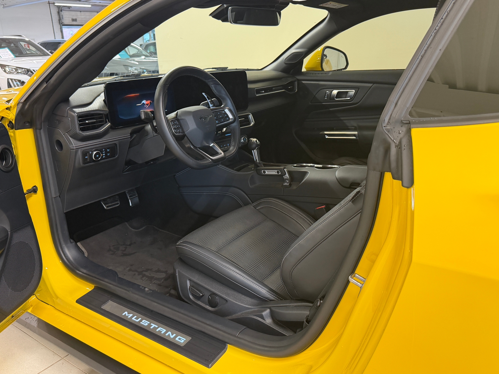 Ford Mustang GT SelectShift V8 2024, bild 6/8