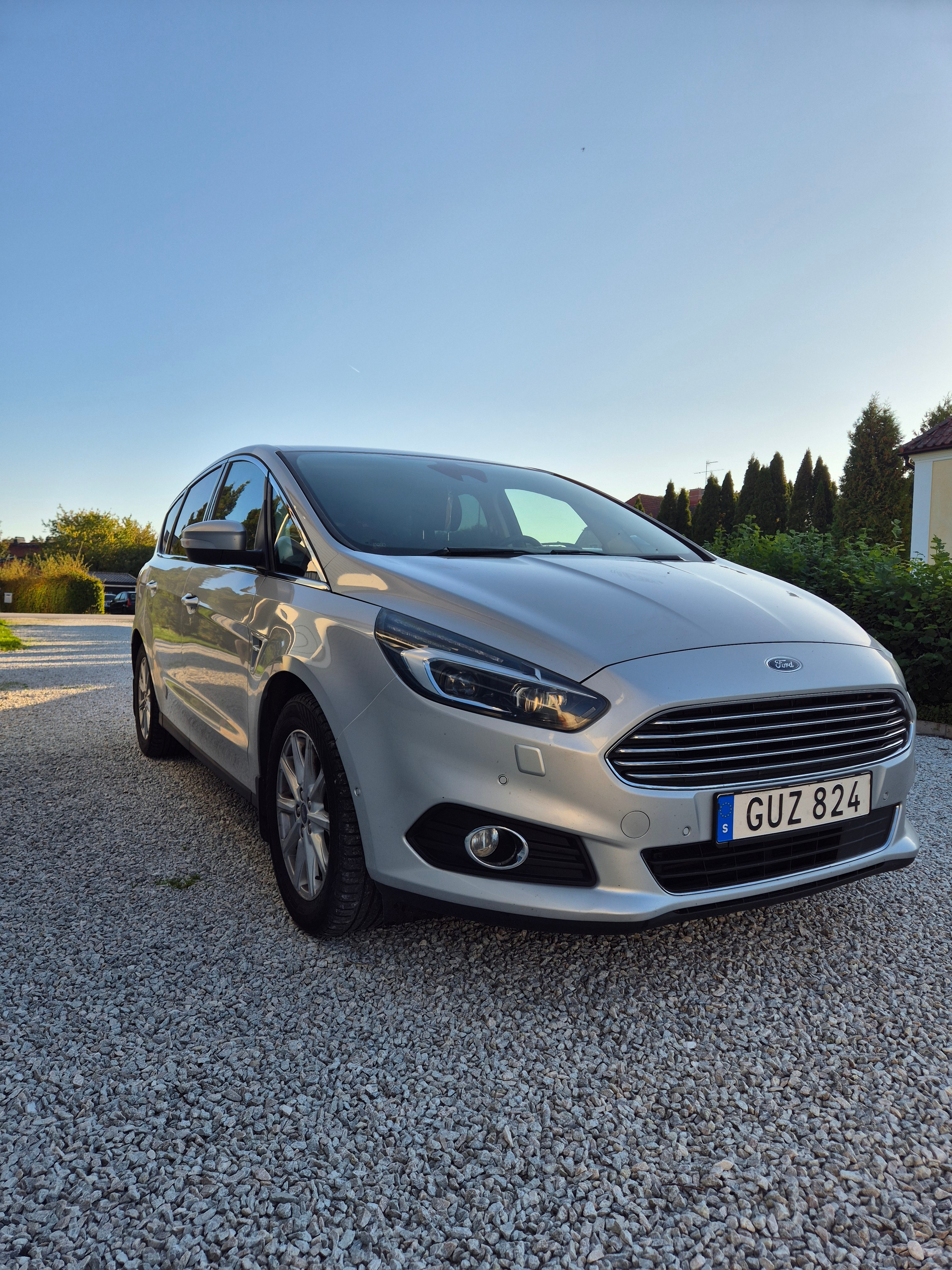 Ford S-MAX