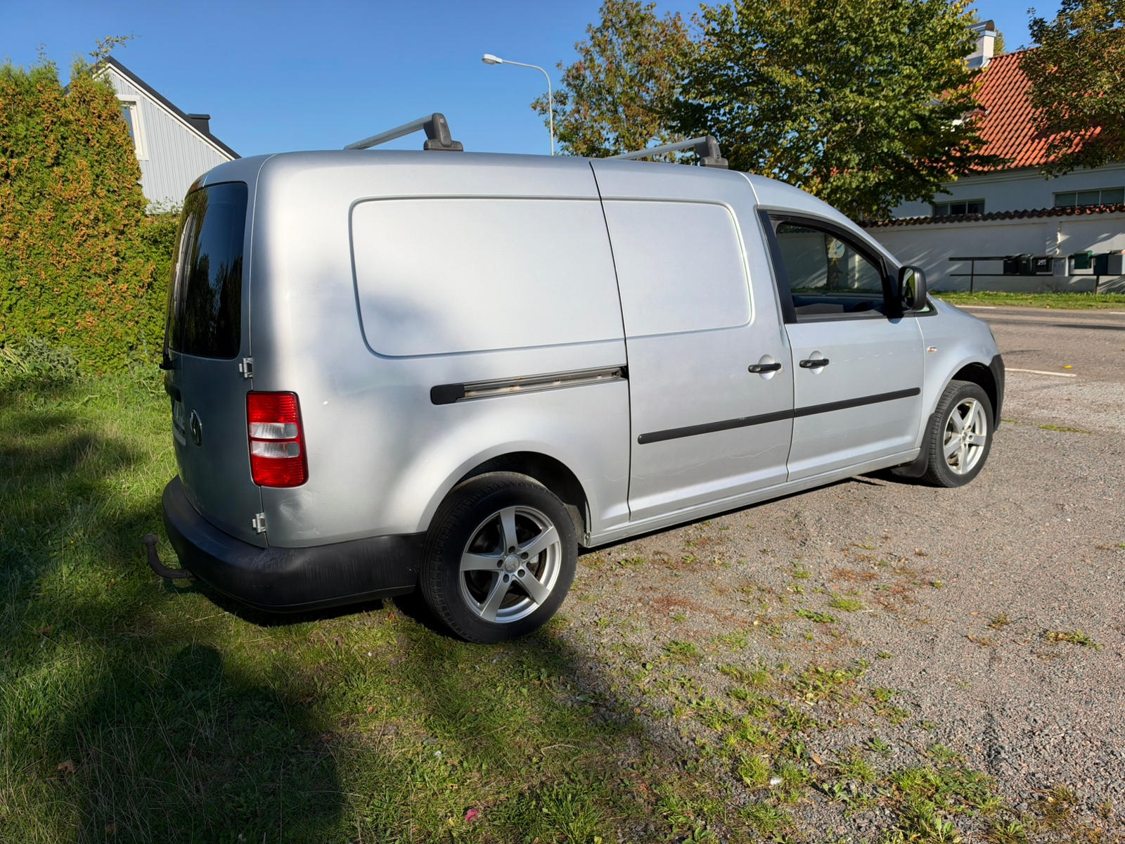 Volkswagen Caddy Maxi 2011, bild 3/7