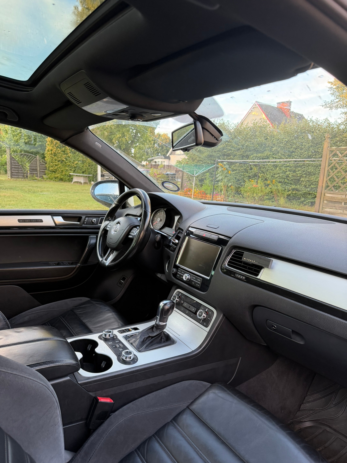 Volkswagen Touareg 2012, bild 2/6