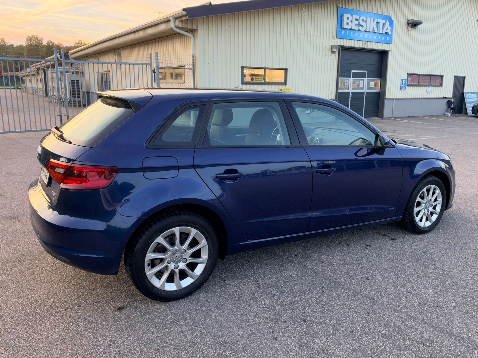 Audi A3 Sportback 1.2 TFSI Manuell 2016, bild 4/10