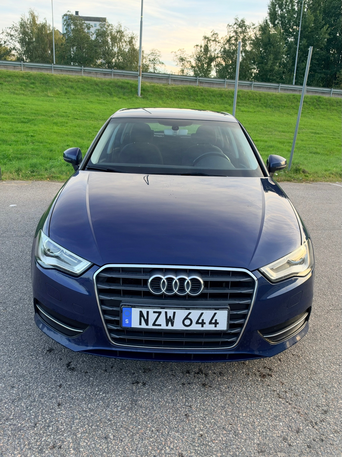 Audi A3 Sportback 1.2 TFSI Manuell 2016, bild 2/10