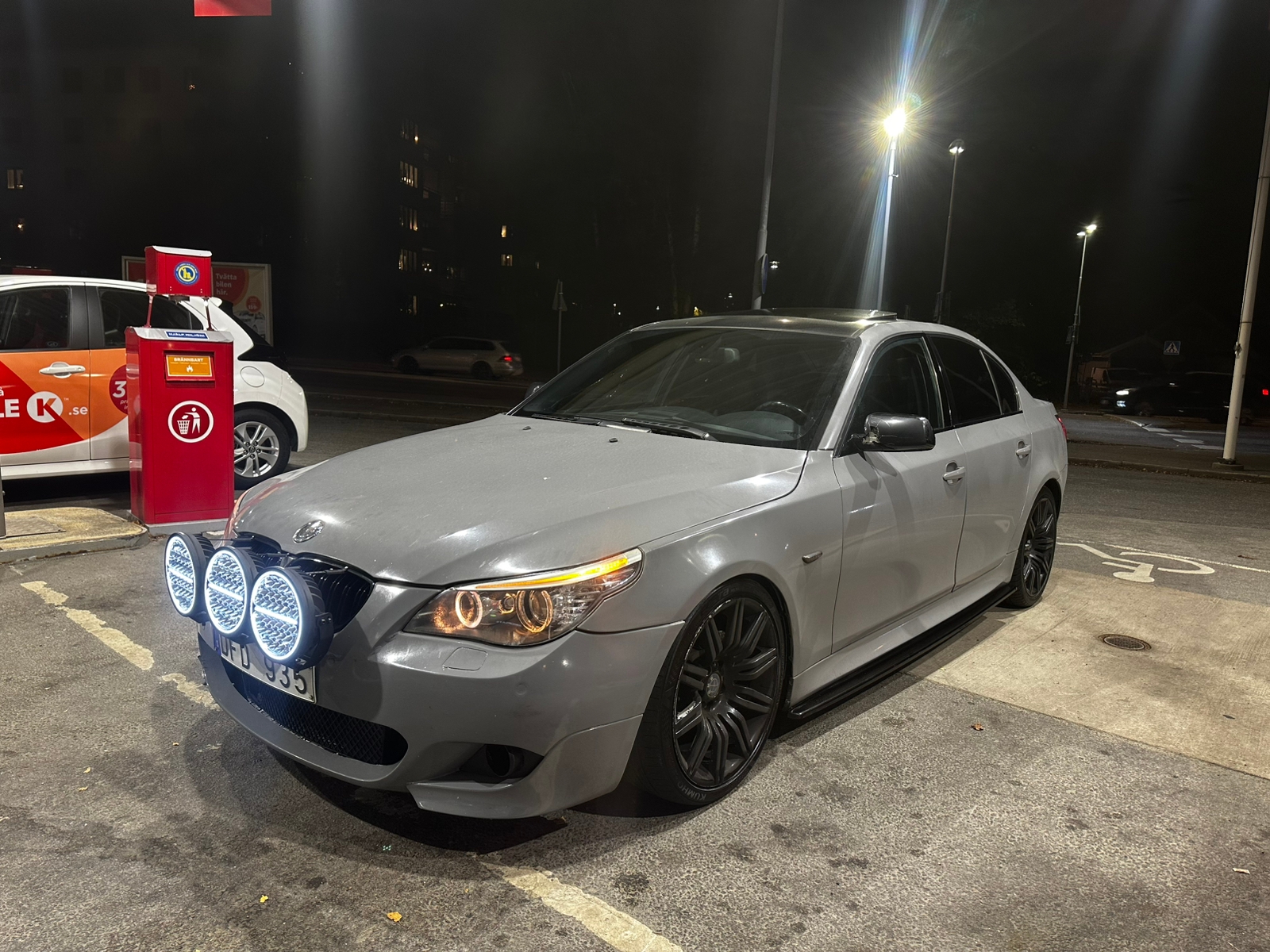 BMW 525
