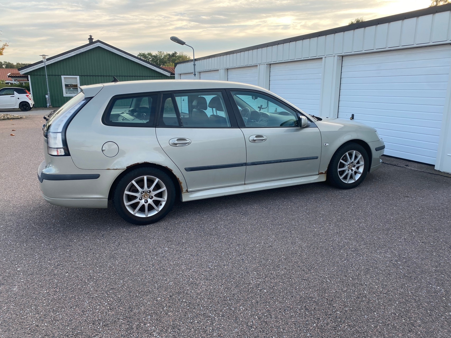 Saab 9-3 SportCombi 1.8t Manuell 2006, bild 2/10