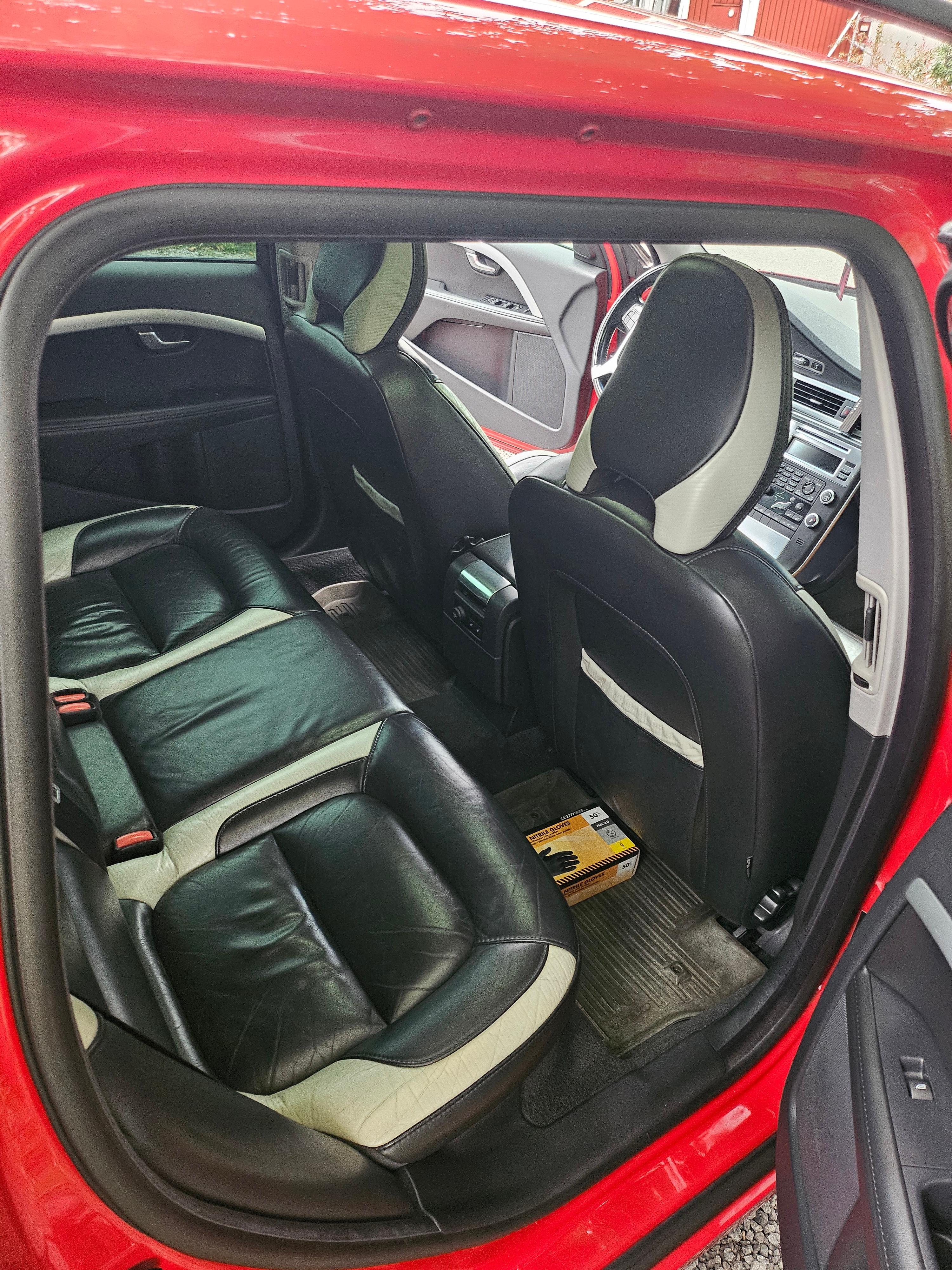 Volvo V70 2.5FT Manuell 2011, bild 6/10