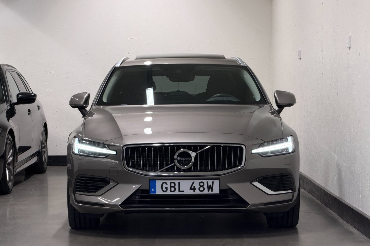 Volvo V60 2022, bild 2/10