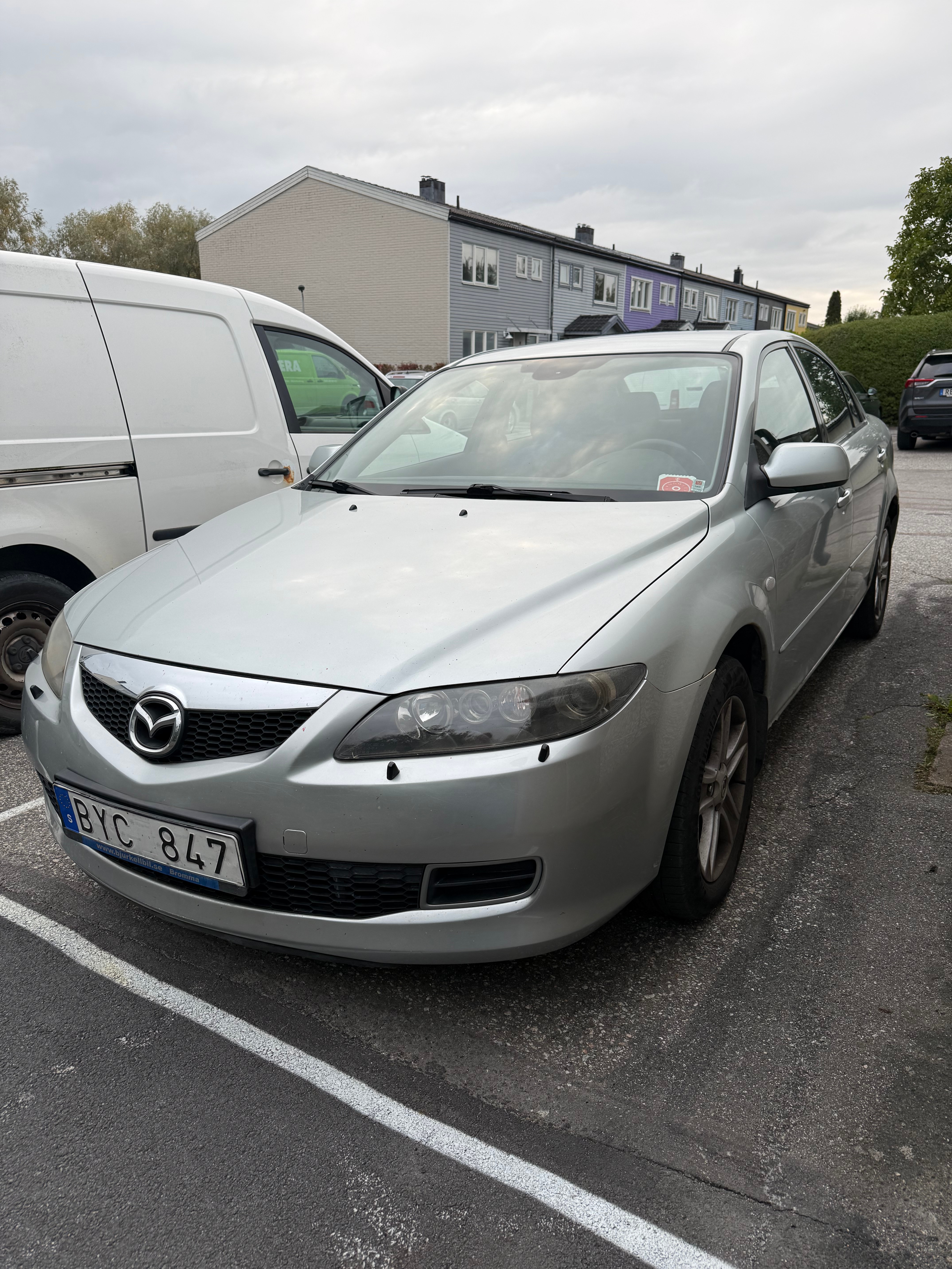 Mazda 6 Sport 2.0 MZR Automatisk 2007, bild 2/4