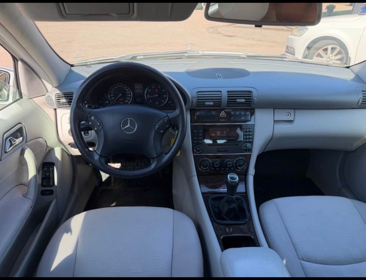 Mercedes-Benz C 180 Kompressor Manuell 2004, bild 4/4