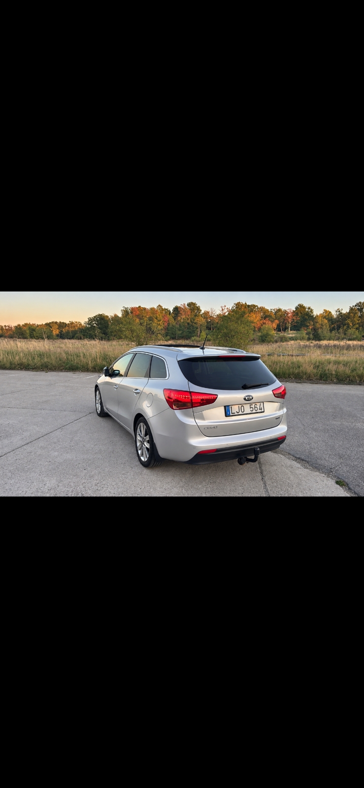 Kia Ceed _sw 1.6 CRDi Manuell 2014, bild 3/10