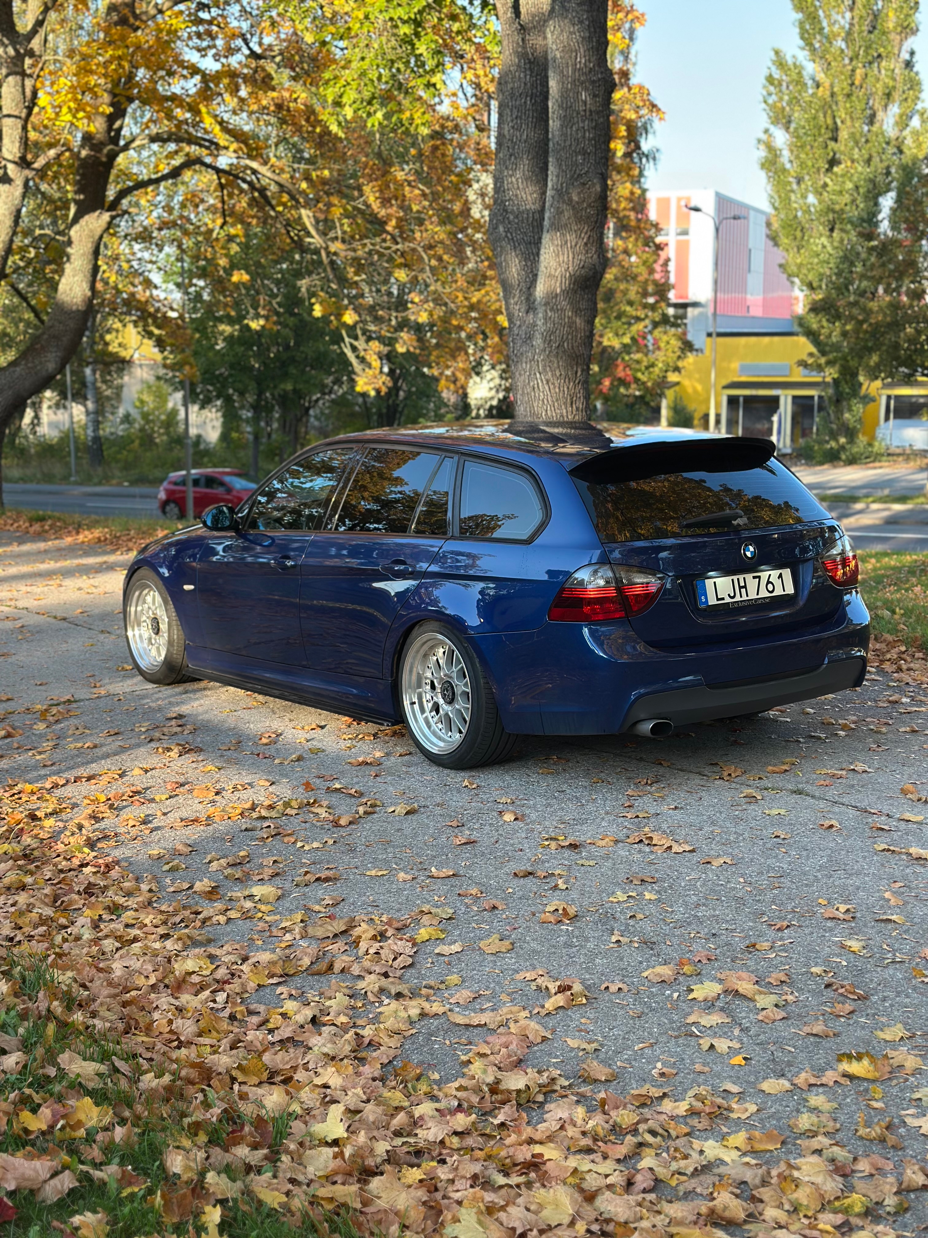 BMW 320 d Touring Automatisk 2007, bild 2/10