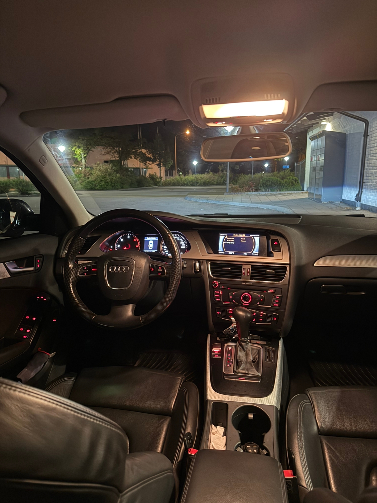 Audi A4 2010, bild 6/6