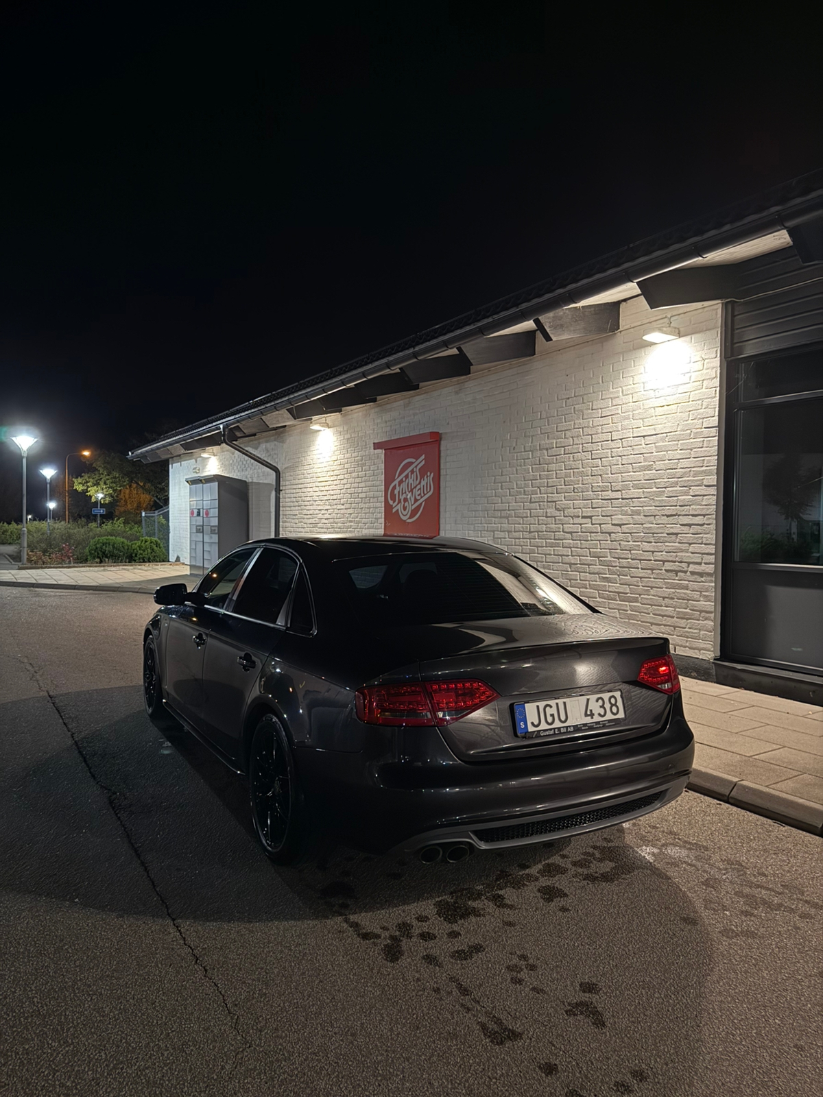 Audi A4 2010, bild 5/6