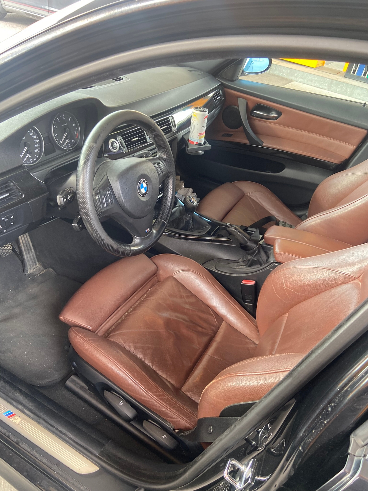 BMW 325 i Sedan Manuell 2006, bild 2/3