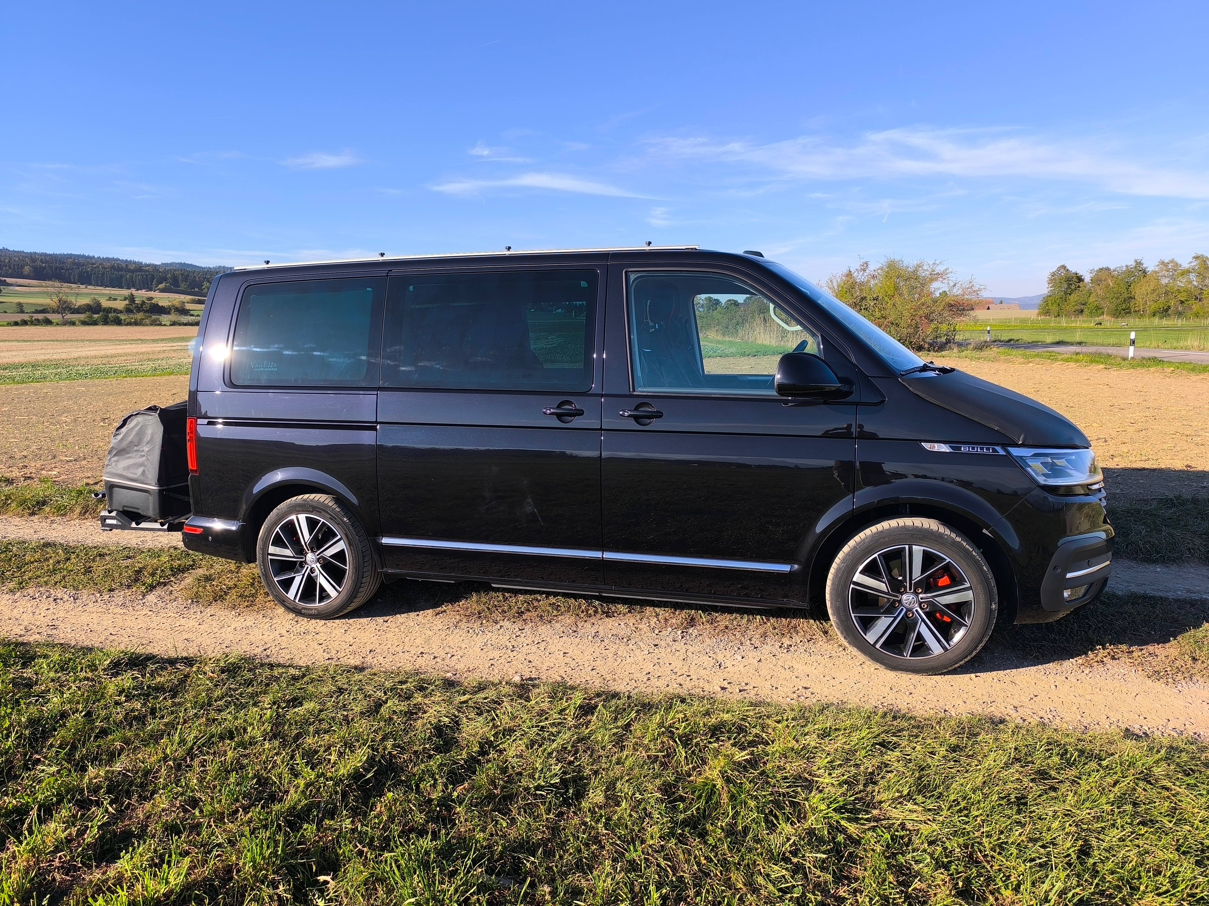 Volkswagen Multivan 2020, bild 2/10