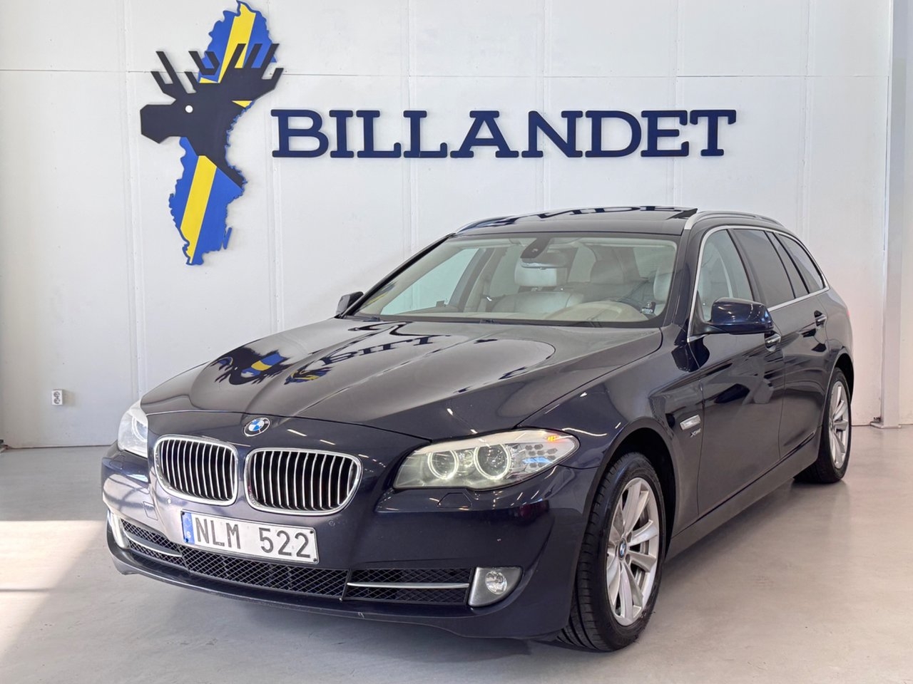 BMW 530 d xDrive Touring 2012, bild 2/10