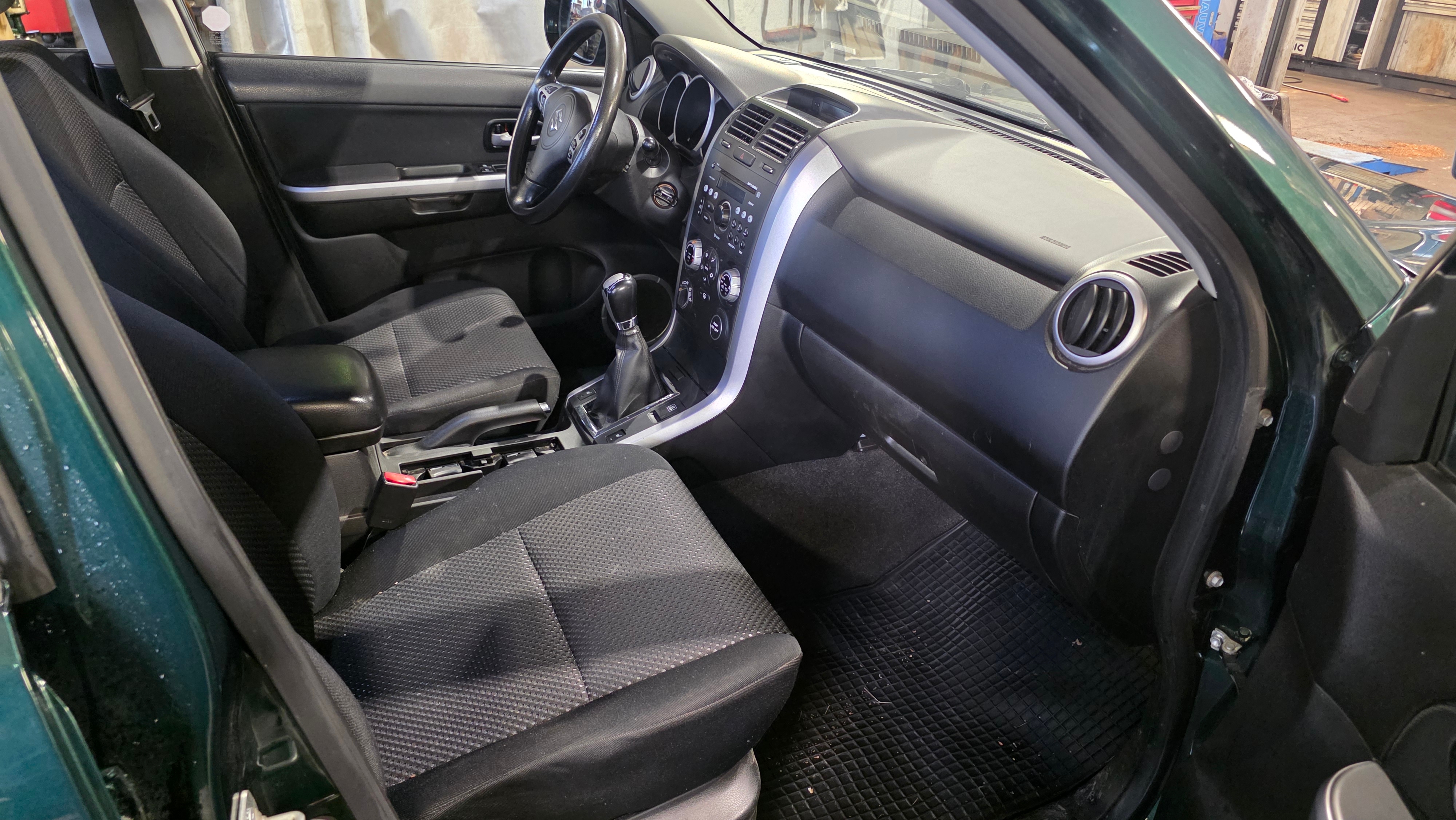 Suzuki Grand Vitara 2007, bild 6/8
