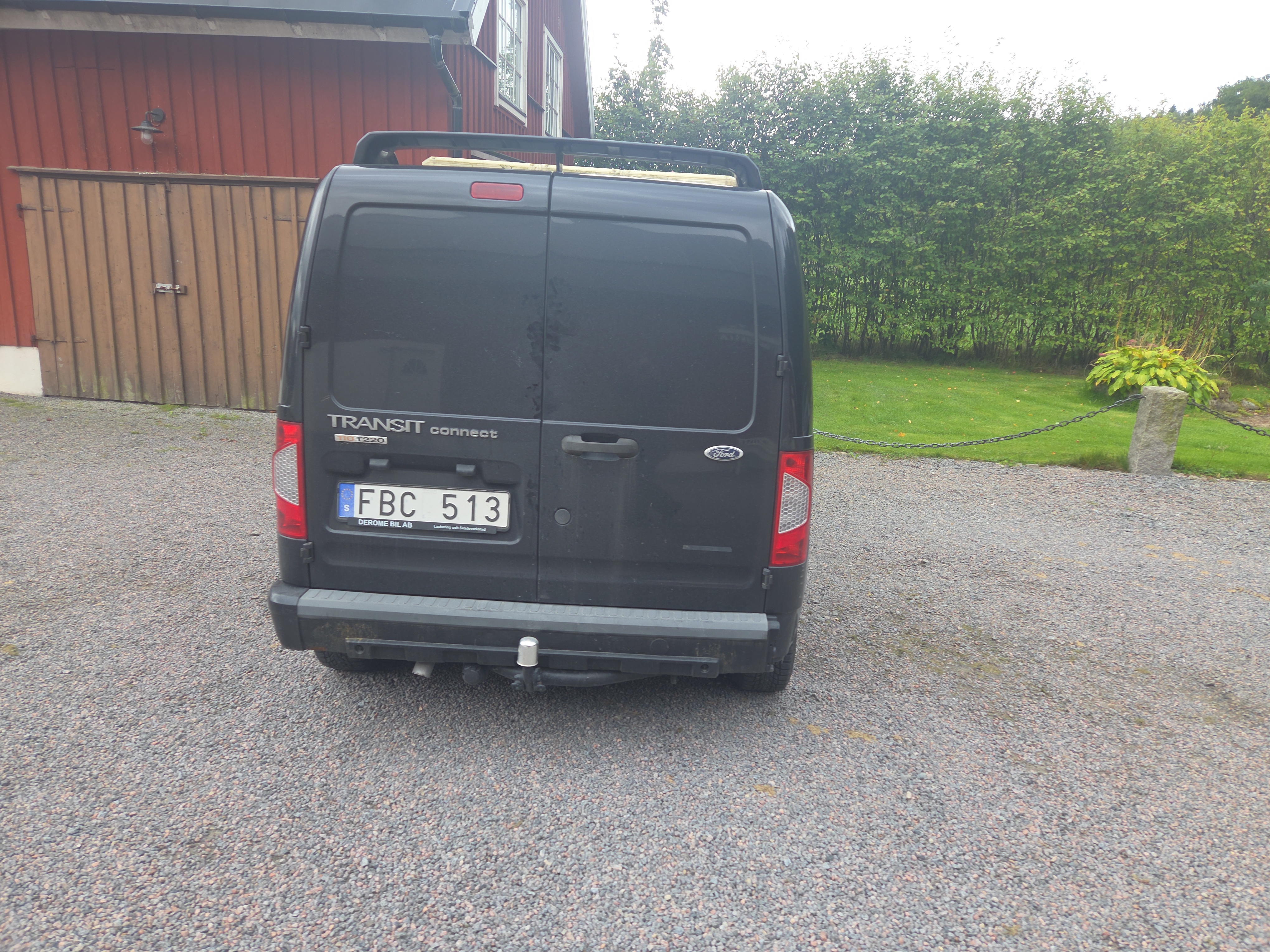 Ford Transit Connect 2010, photo 3/4