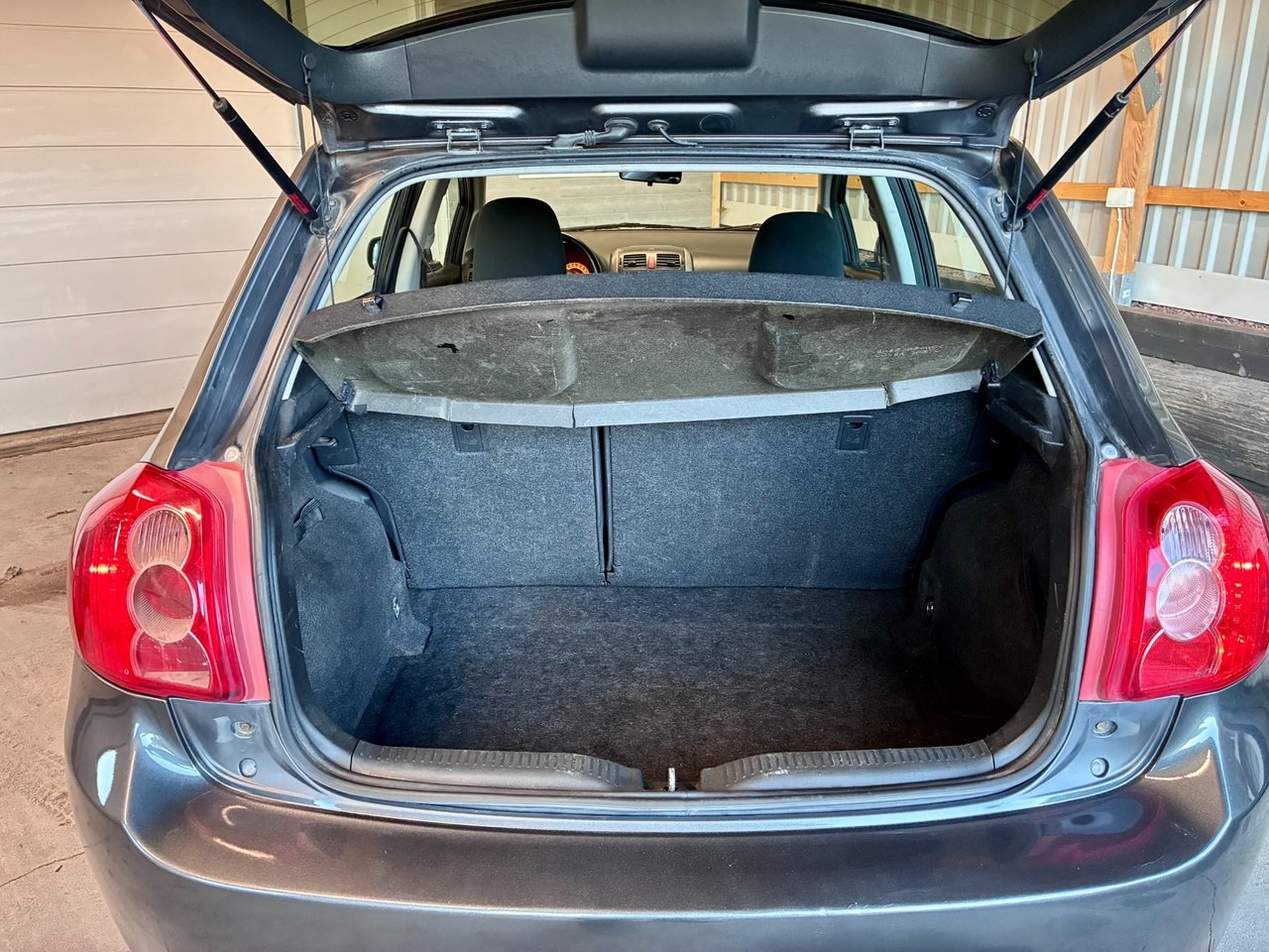 Toyota Auris 5-dörrar 1.6 Dual VVT-i 2007, bild 7/10