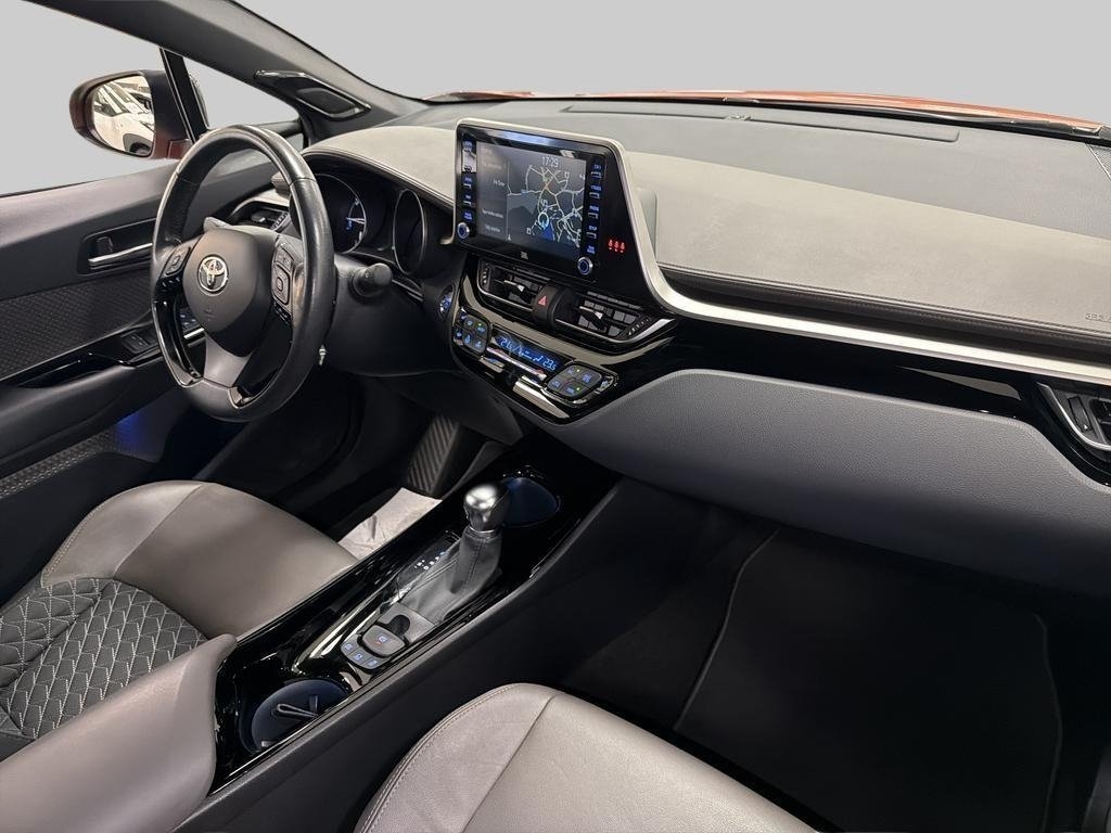 Toyota C-HR 2019, bild 6/10