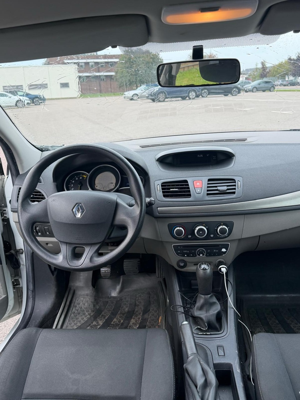 Renault Megane III 1.6 VVT Manuell 2010, bild 5/8