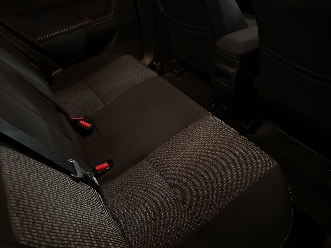 Toyota Auris 2015, bild 7/10