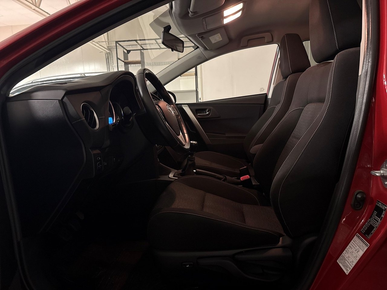 Toyota Auris 2015, bild 5/10
