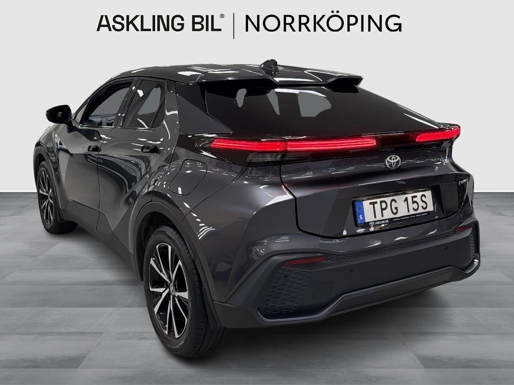 Toyota C-HR 2025, bild 2/10