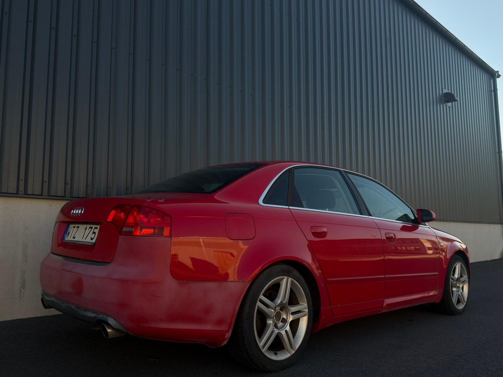 Audi A4 2005, kuva 6/10