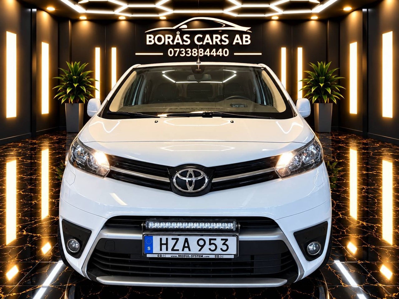 Toyota Proace 2.0 (177hk) D-4D 2018, bild 2/10