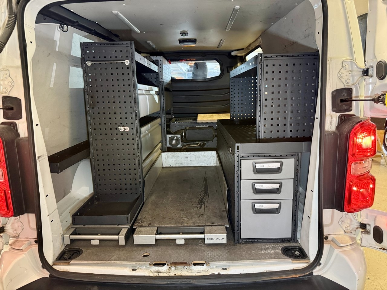 Toyota Proace 2.0 (177hk) D-4D 2018, bild 6/10