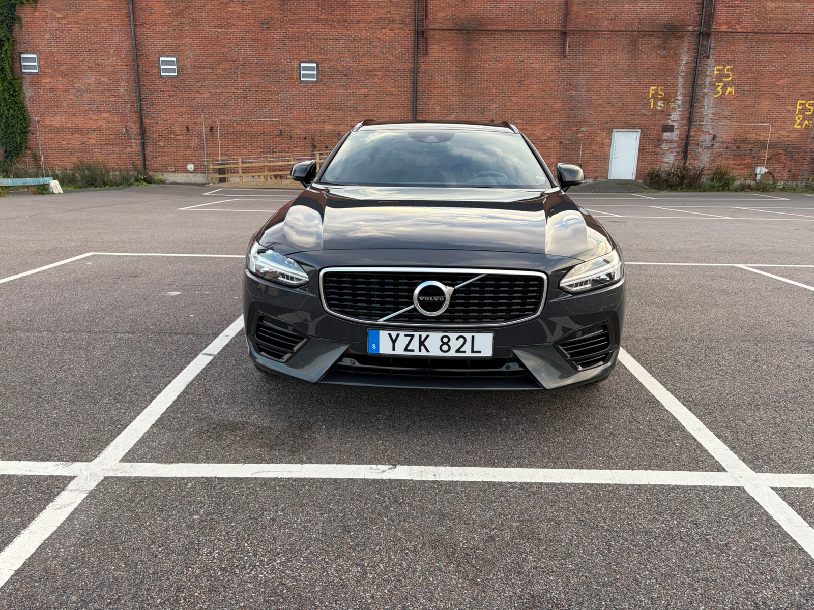 Volvo V90 T8 Twin Engine AWD Geartronic 2020, photo 2/9