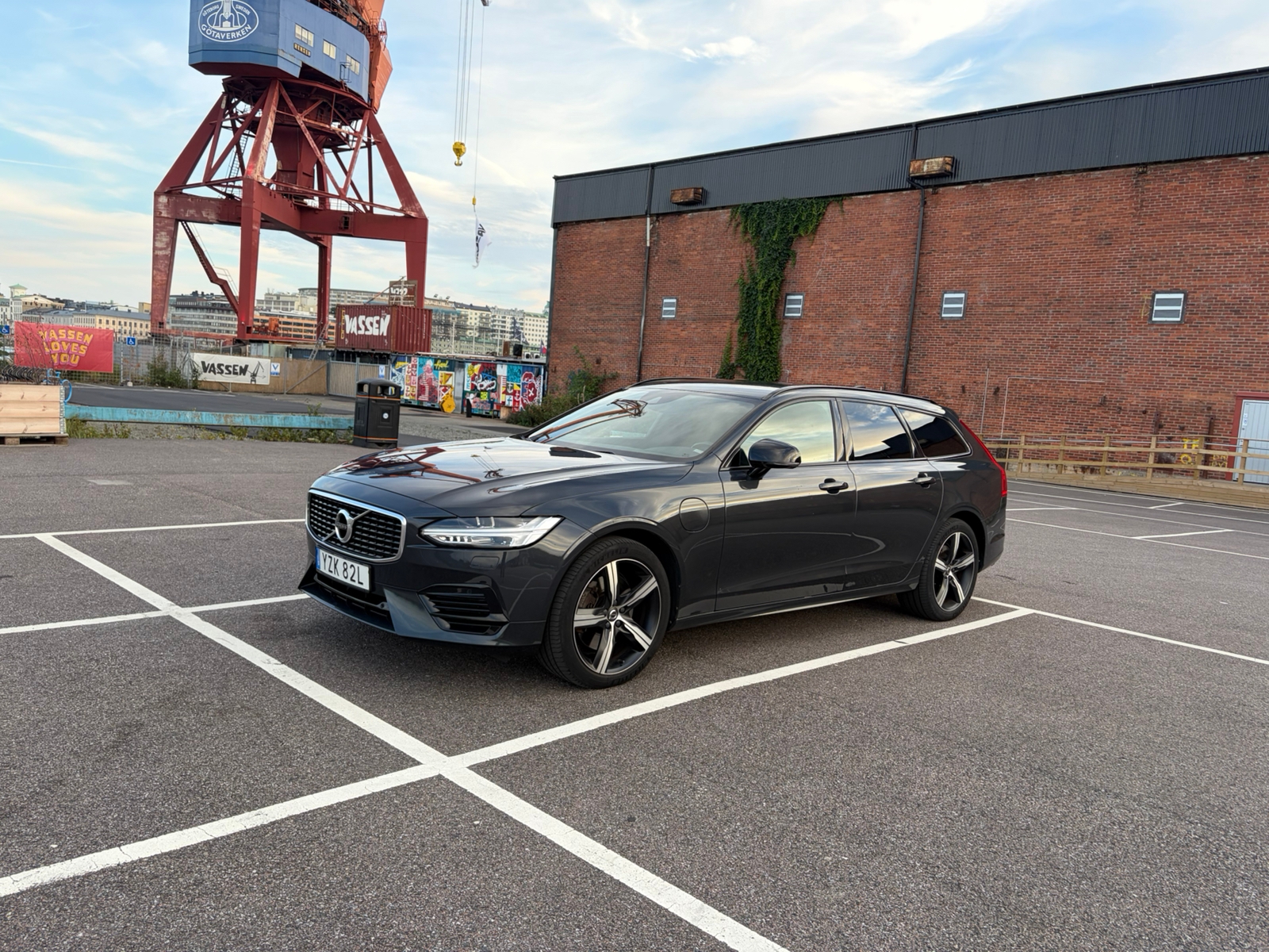 Volvo V90