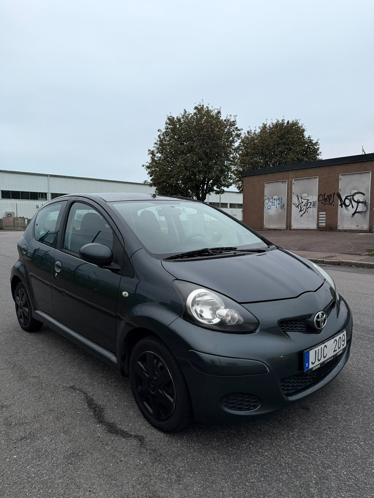 Toyota Aygo 5-dörrar 1.0 VVT-i Manuell 2009, bild 2/7