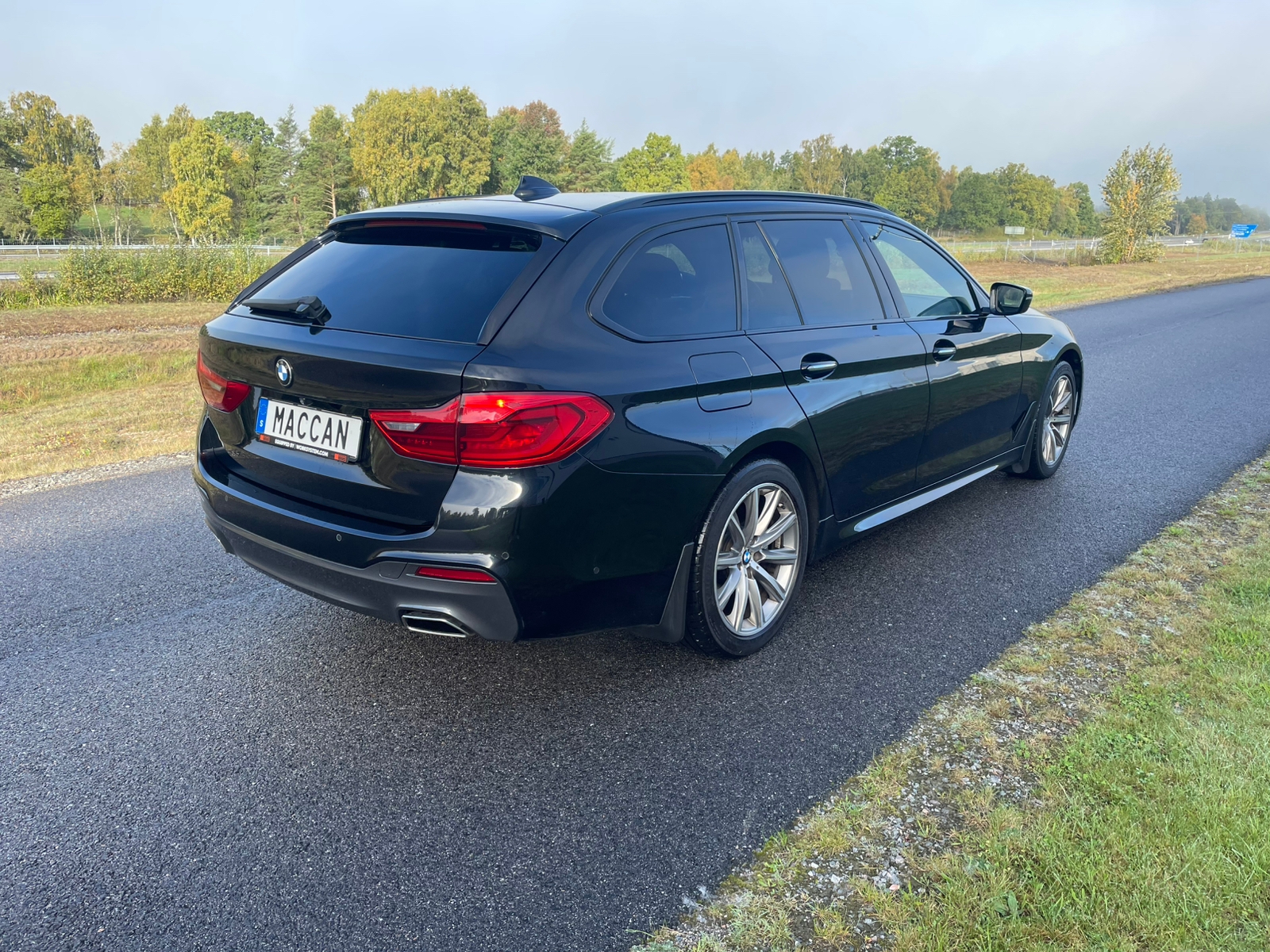 BMW 520 d xDrive Touring M-sport 2018, bild 2/6