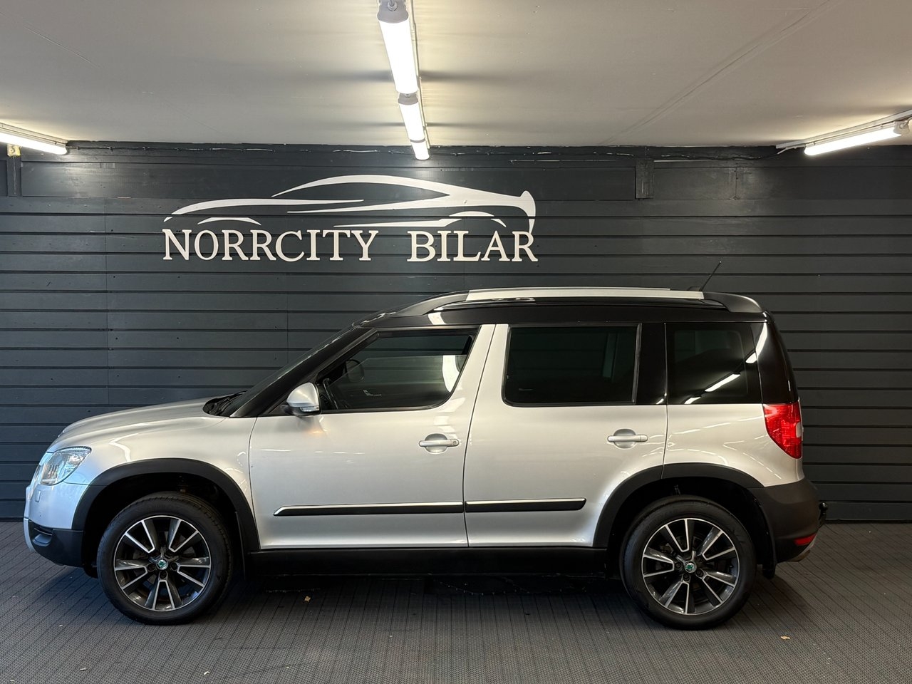 Skoda Yeti 2.0 TDI 4x4 Experience 2013, bild 2/10
