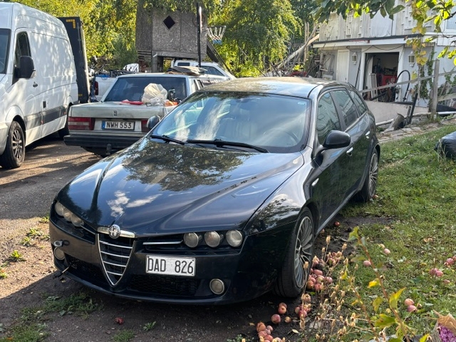 Alfa Romeo 159