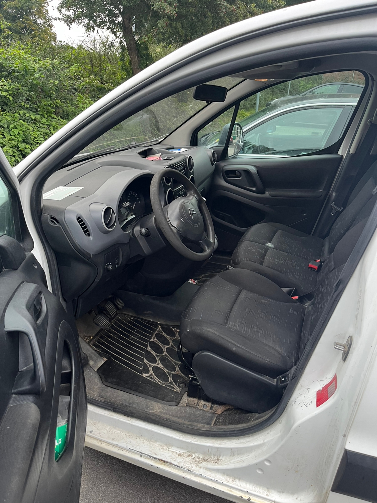 Citroen Berlingo 2009, kuva 4/6