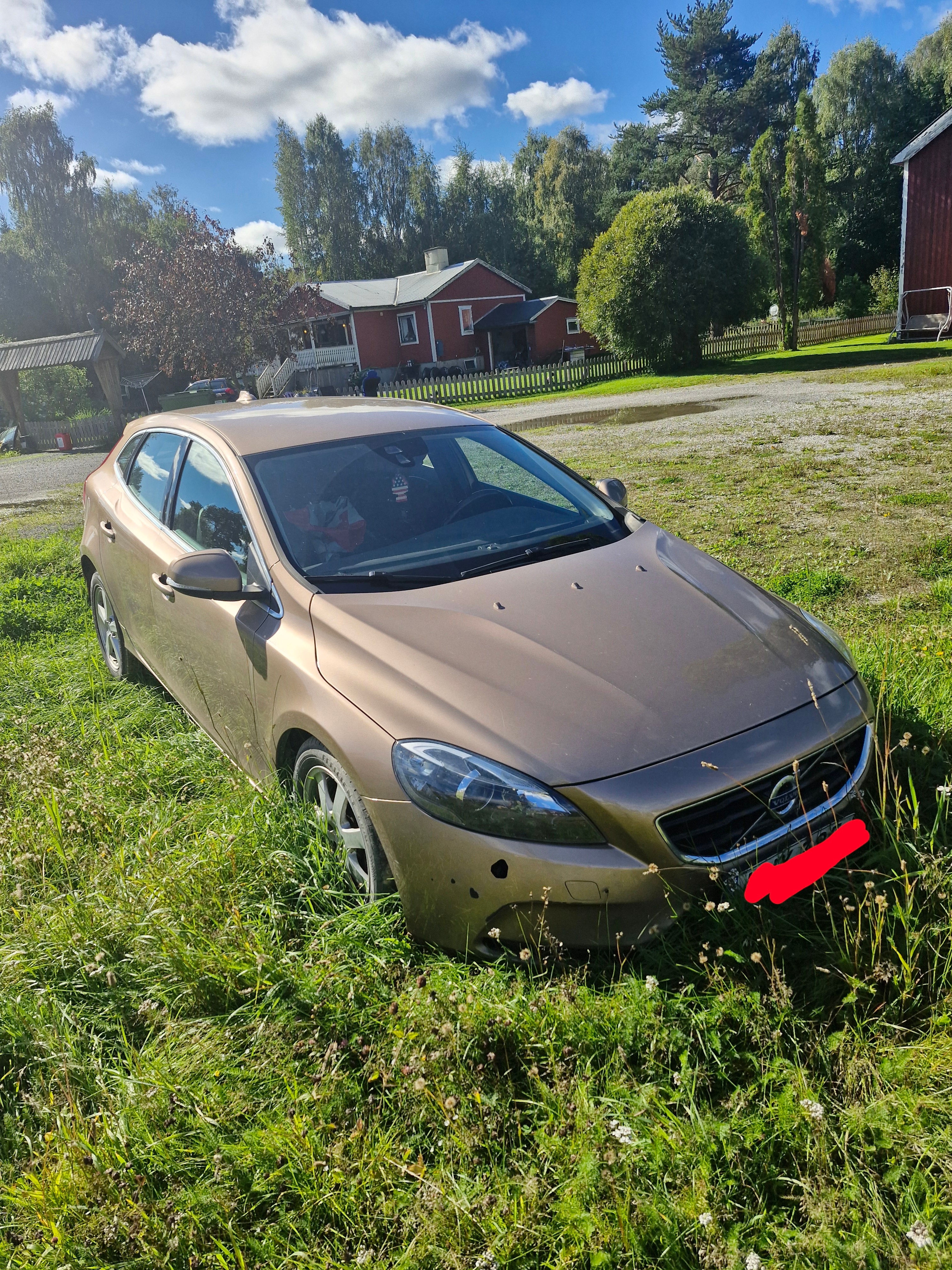 Volvo V40 D2 Manuell 2016, kuva 2/4