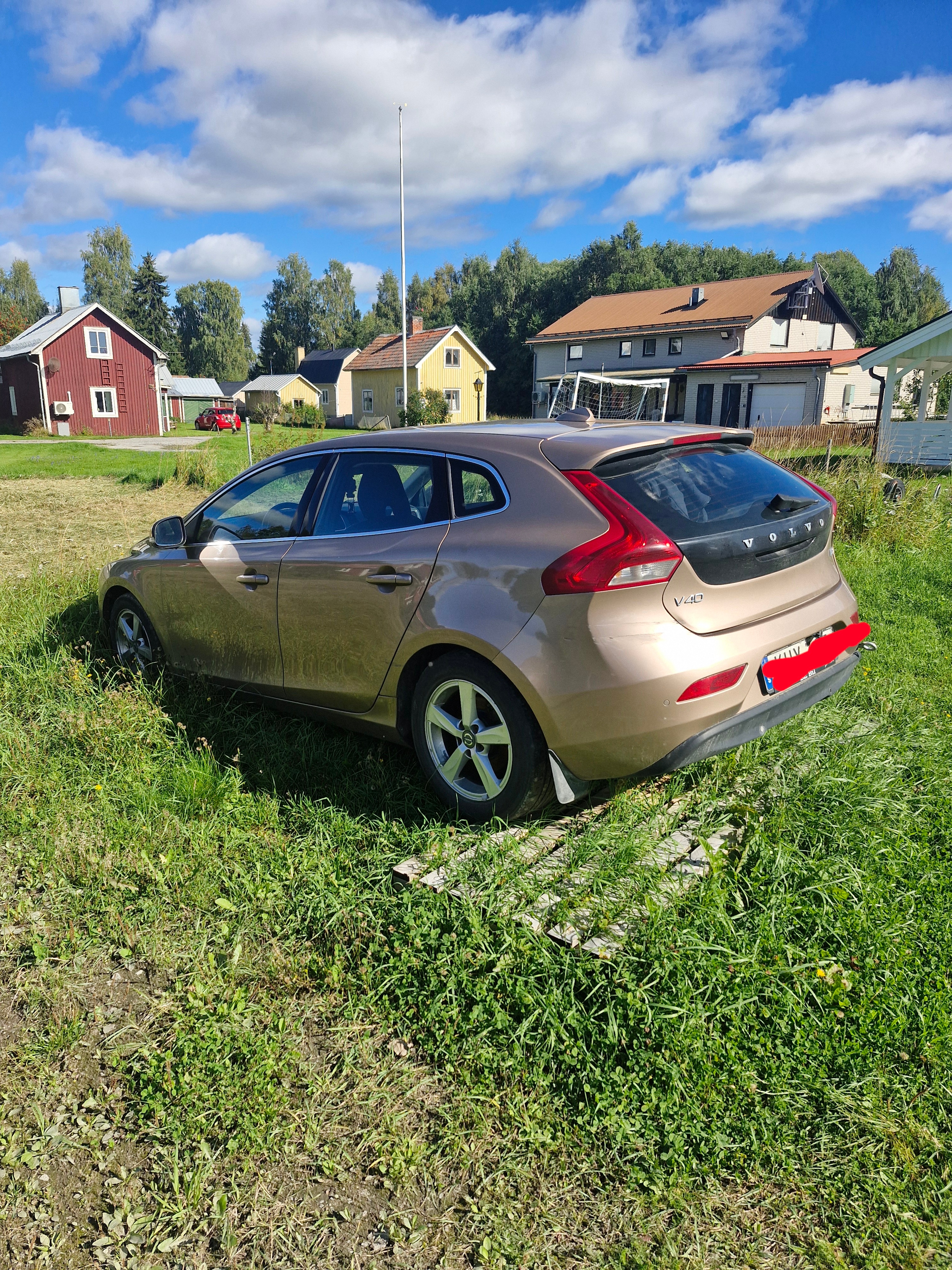 Volvo V40 D2 Manuell 2016, kuva 3/4