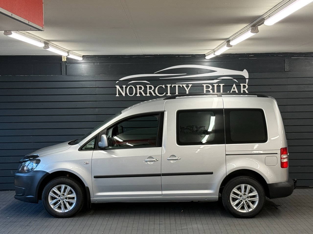 Volkswagen Caddy 2012, bild 3/10