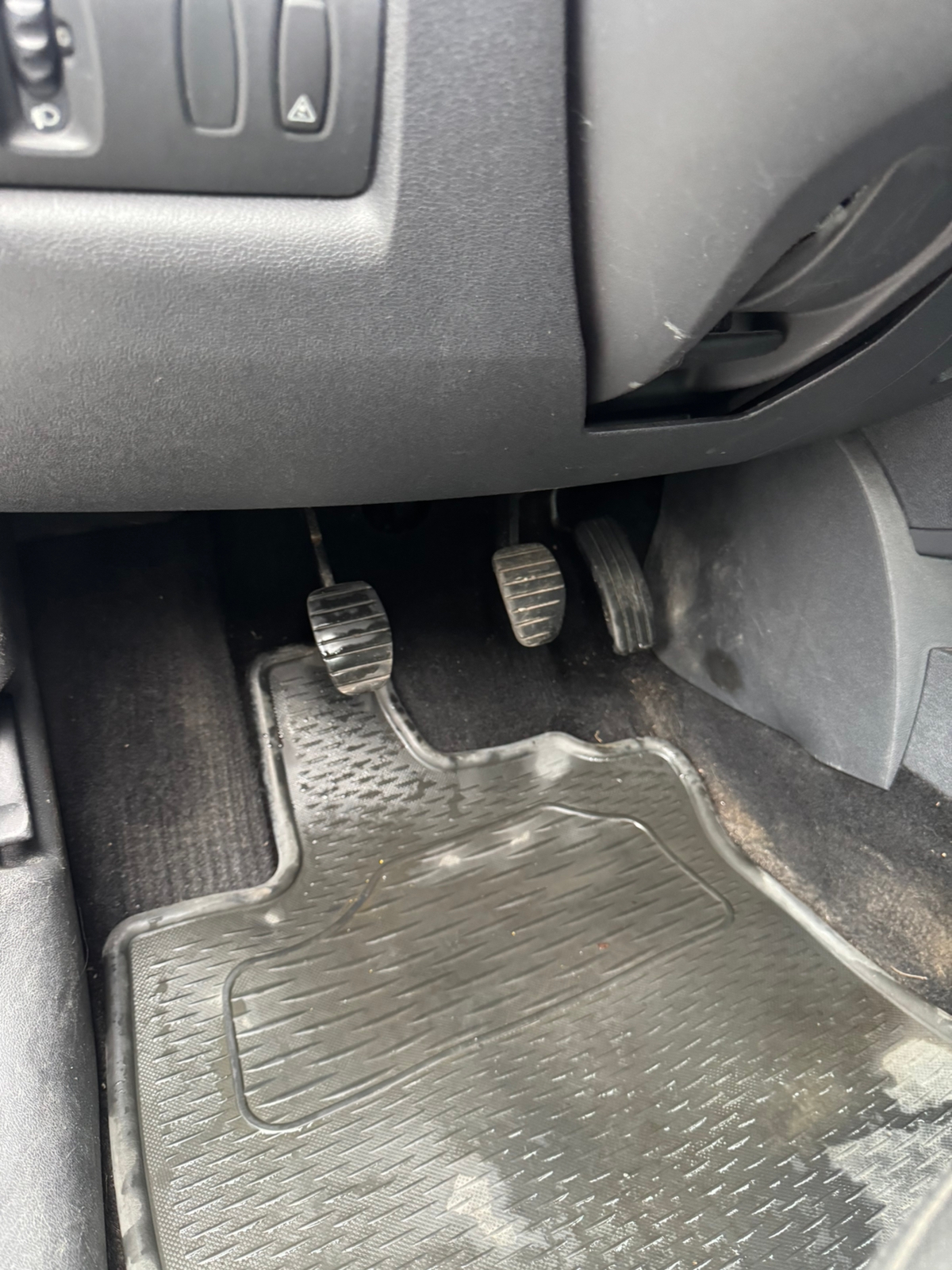 Renault Clio 2010, kuva 3/6