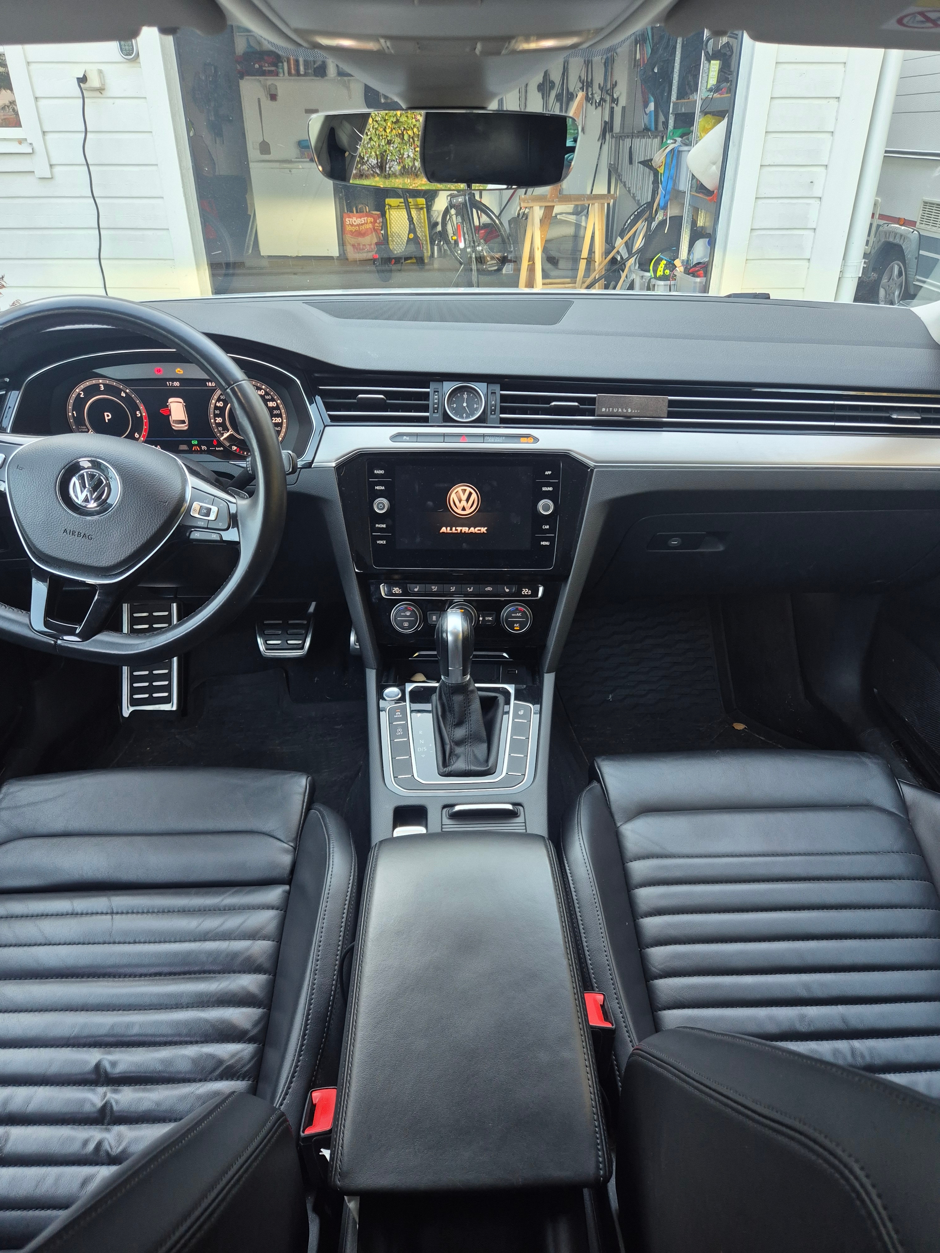 Volkswagen Passat 2019, bild 5/7