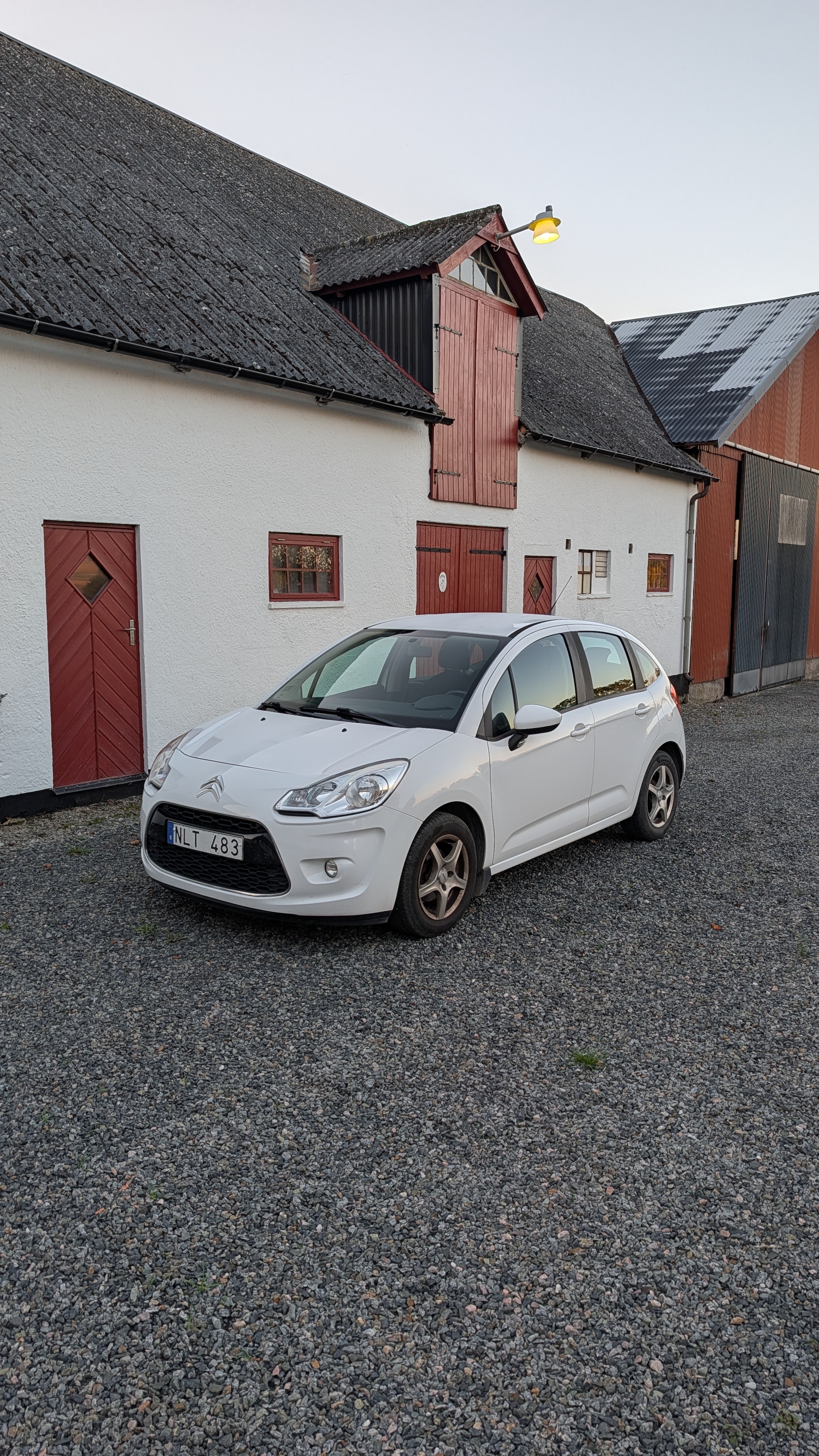 Citroen C3 1.4 HDi 70 Manuell 2011, bild 2/7