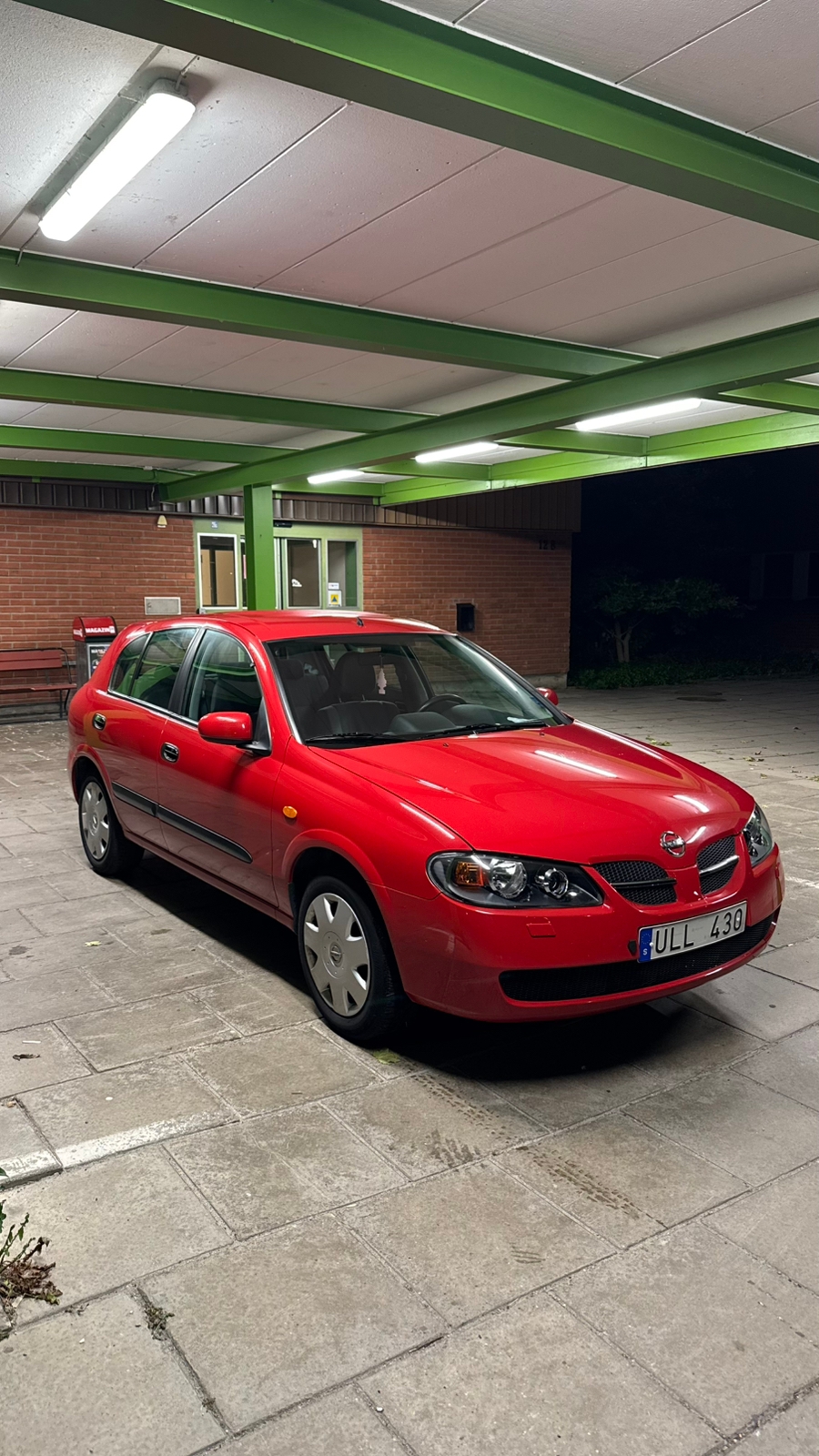 Nissan Almera