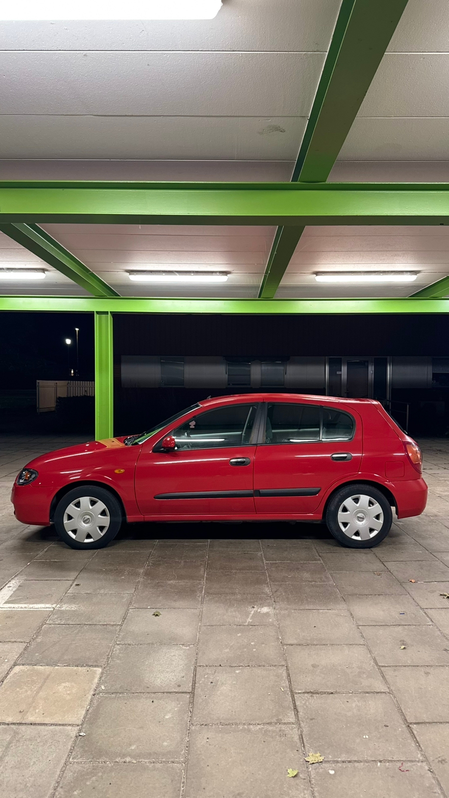 Nissan Almera 5-dörrar 1.8 Manuell 2003, bild 4/10