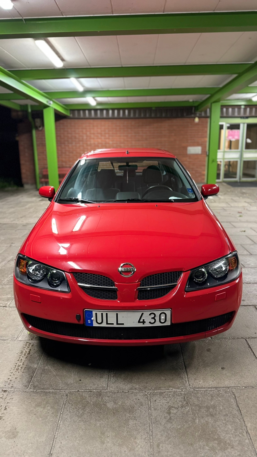 Nissan Almera 5-dörrar 1.8 Manuell 2003, bild 2/10