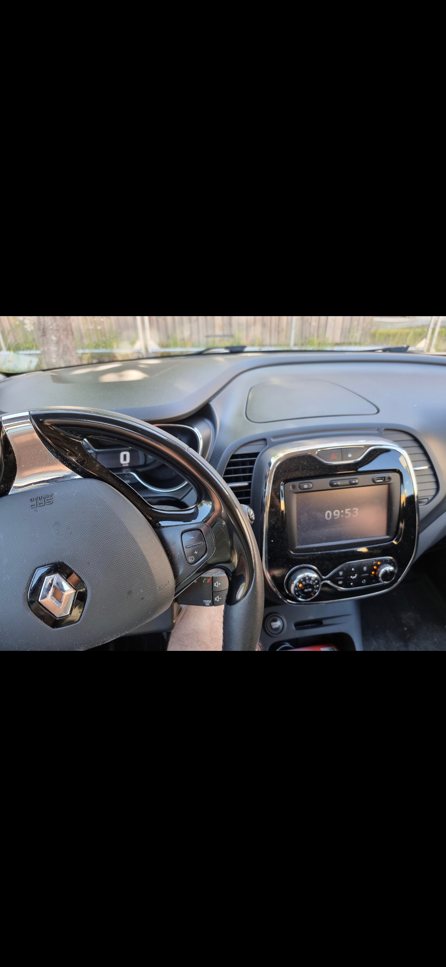 Renault Captur 0.9 TCe Manuell 2015, photo 3/6