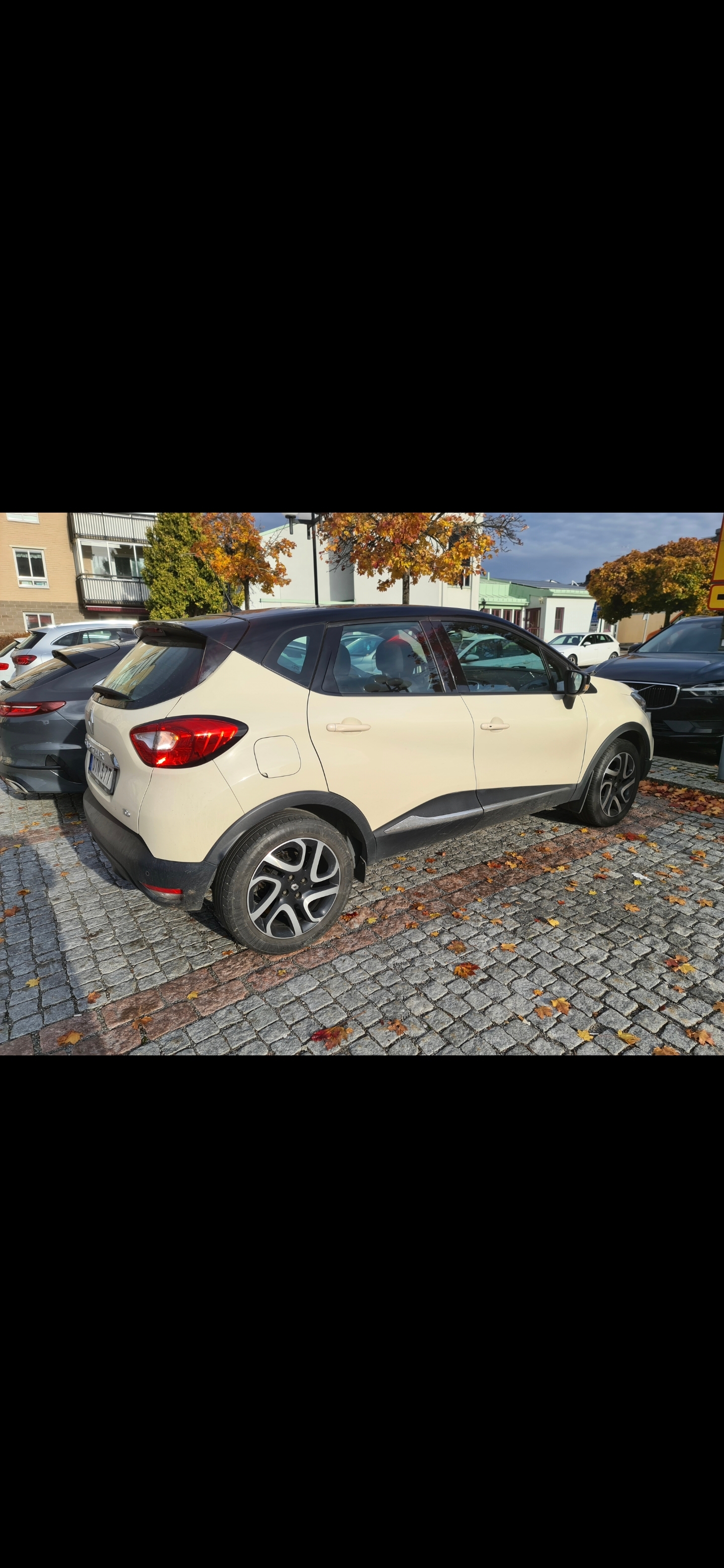 Renault Captur 0.9 TCe Manuell 2015, photo 2/6