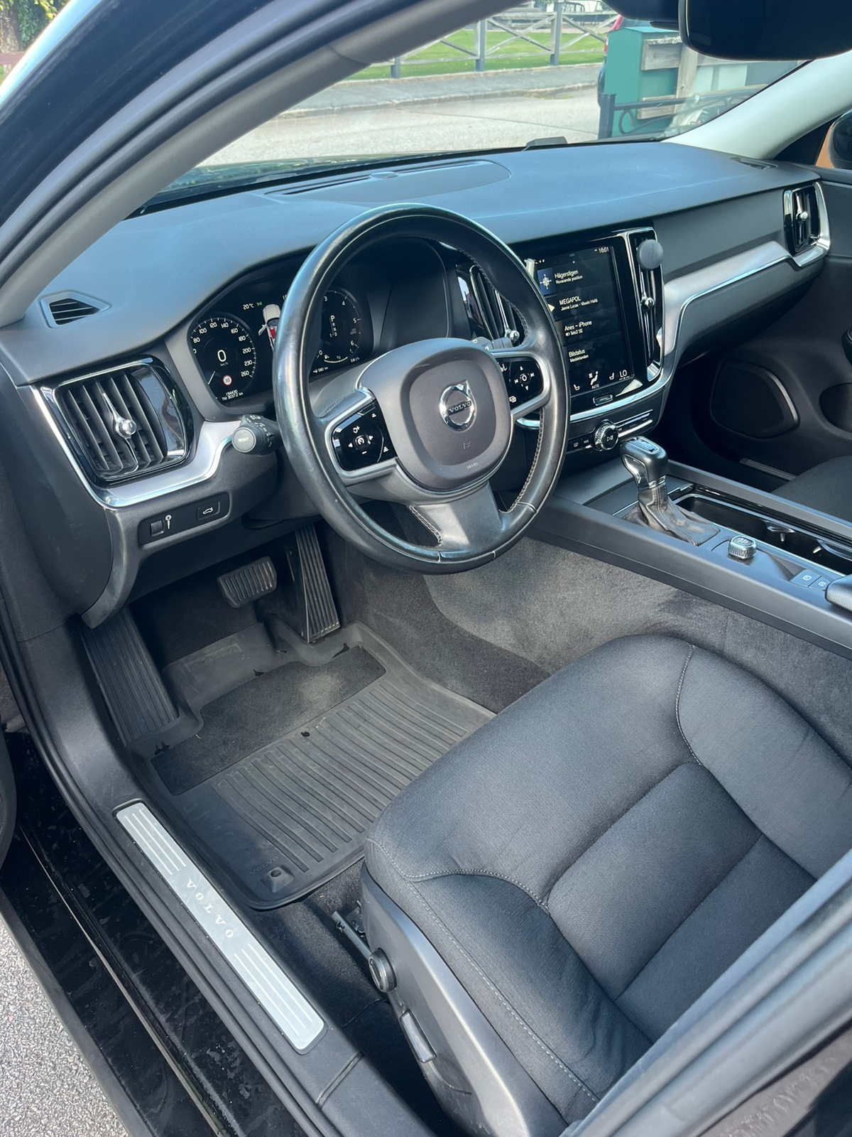 Volvo V60 D3 Geartronic 2019, bild 4/5