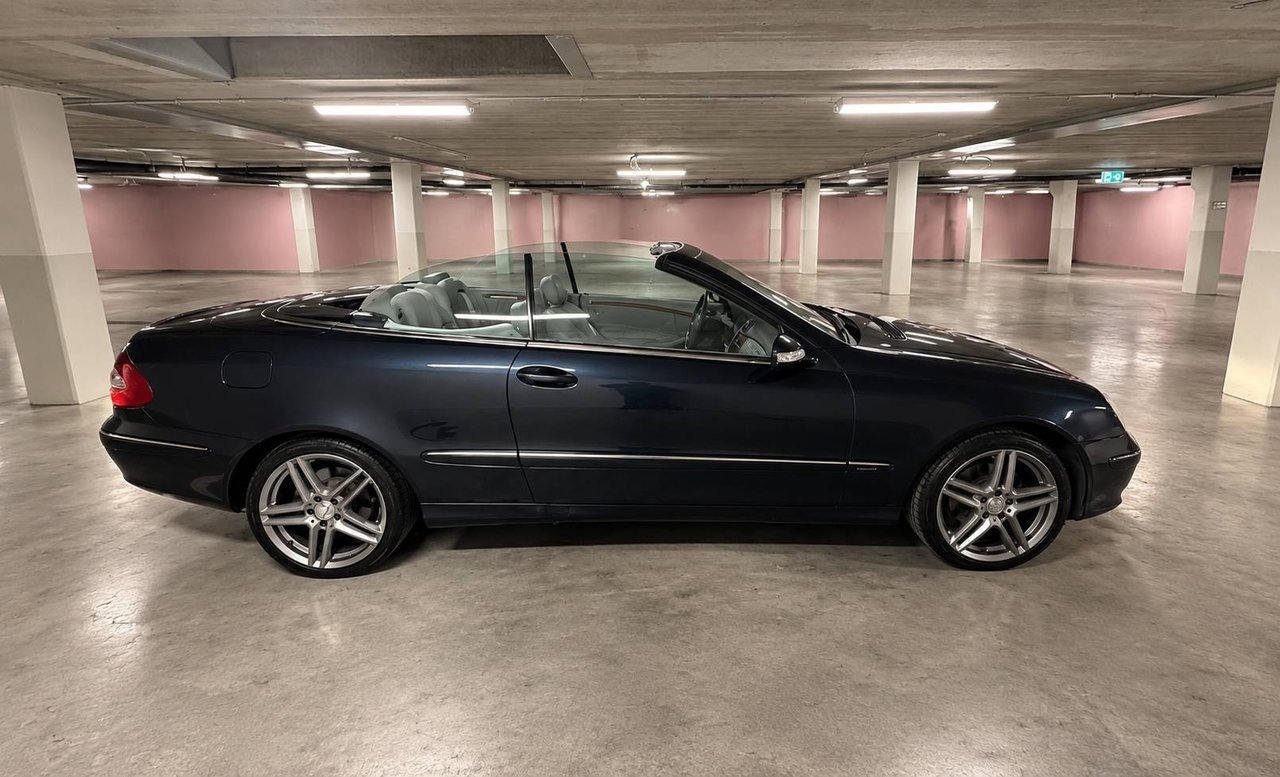 Mercedes-Benz CLK 2004, photo 6/10